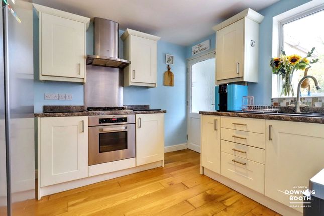 28, Meerash Lane, Burntwood photo 4