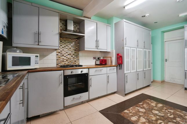 34b, Loampit Hill, London photo 3