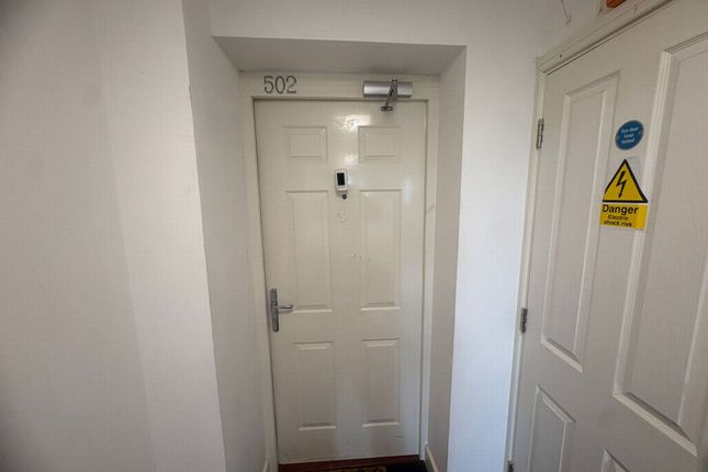 Flat 502,, Storehouse Mews, London photo 3