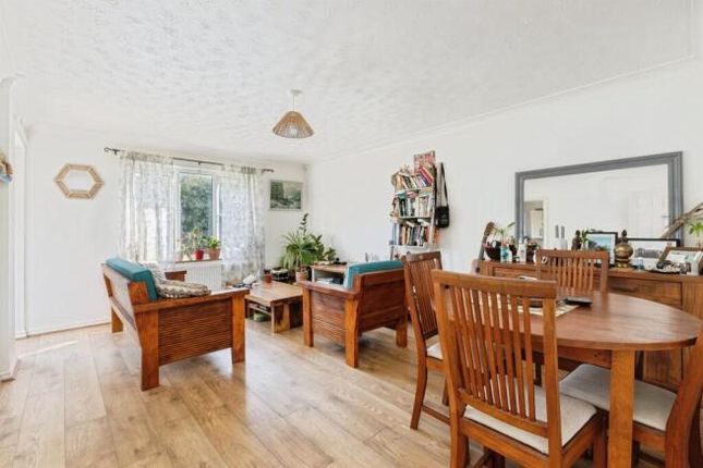 36, Bentley Way, Norwich photo 3