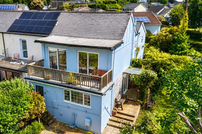8 London Court,, Lynton Road, Ilfracombe photo 2
