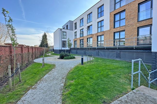 Flat for sale in Boulters Point, 99 Boyn Valley Road, Maidenhead, Berkshire