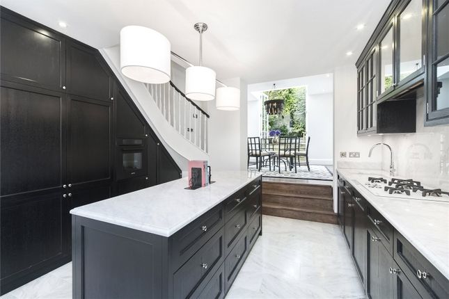 23, Caroline Terrace, London photo 3