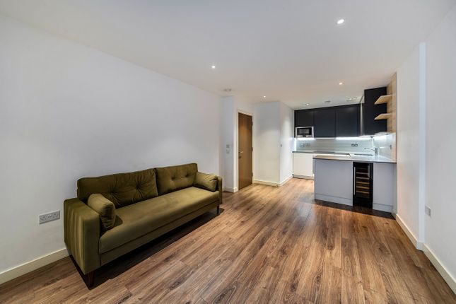 Flat 66, Rivulet Apartments,, Devan Grove, London photo 3