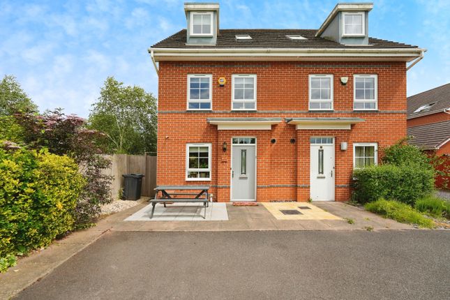 Thumbnail Semi-detached house for sale in Willis Place, Worcester, Worcestershire