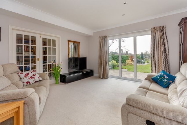 175 Amersham Way, Little Chalfont photo 4