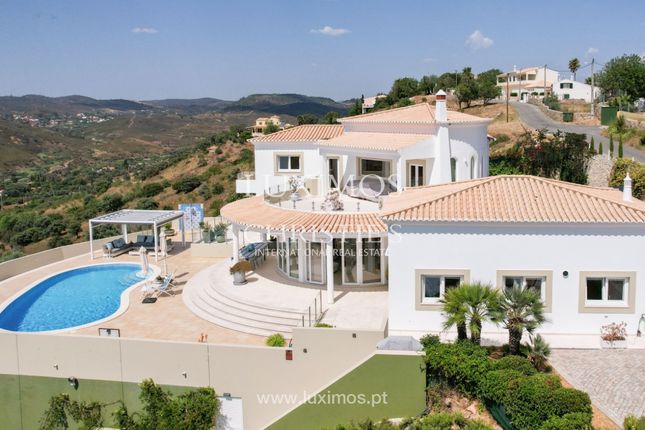 Villa for sale in Silves, Portugal