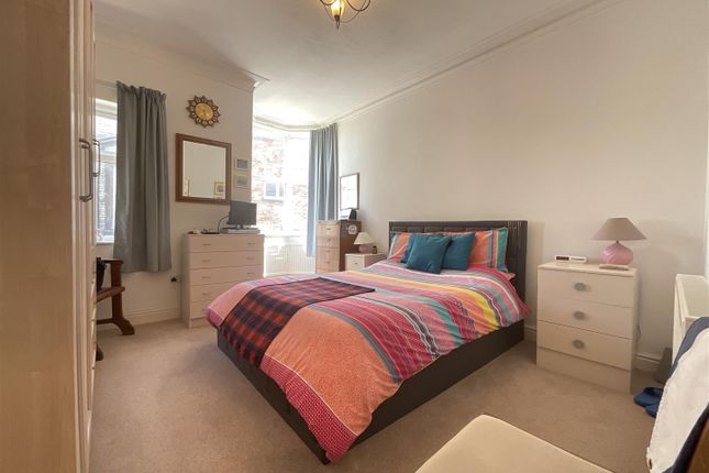 Flat for sale in Ramshill Road, Scarborough