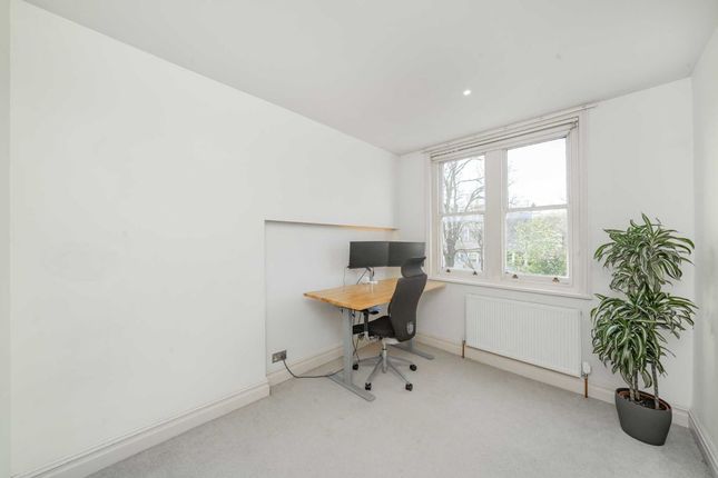 Property for sale in Brookfield Park, London