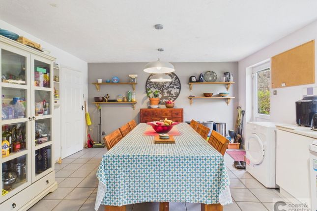 76, Seymour Road, Newton Abbot photo 4