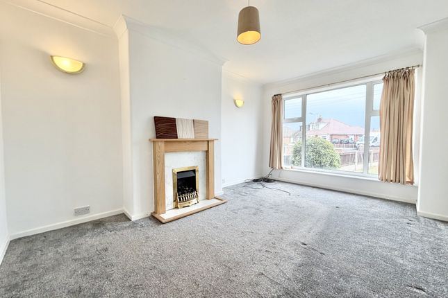 20, Hexham Avenue, Cleveleys photo 2