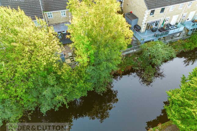 Tame Valley Close, Mossley photo 3