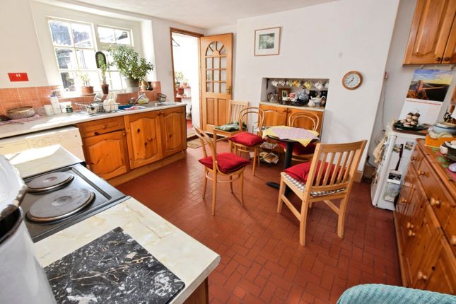 Dinham Road, Devon, England photo 4