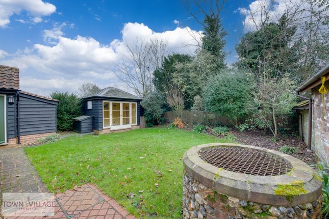 Cottage for sale in Belchamp St Paul, Sudbury, Suffolk