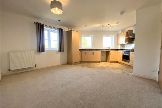 Thumbnail Flat to rent in Pintail Close, Scunthorpe