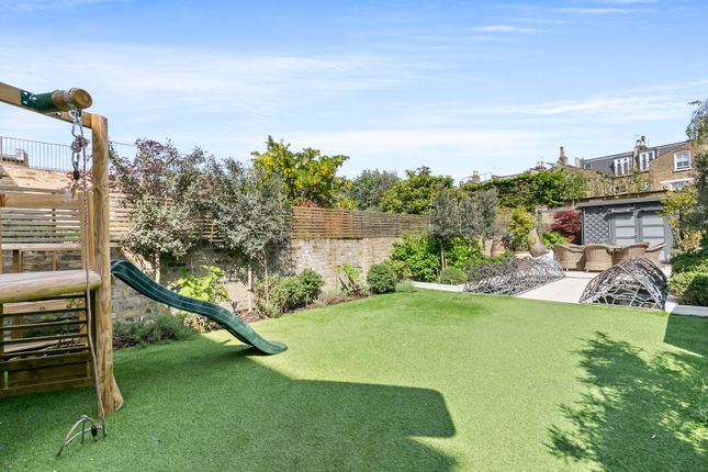 45, Geraldine Road, London photo 3