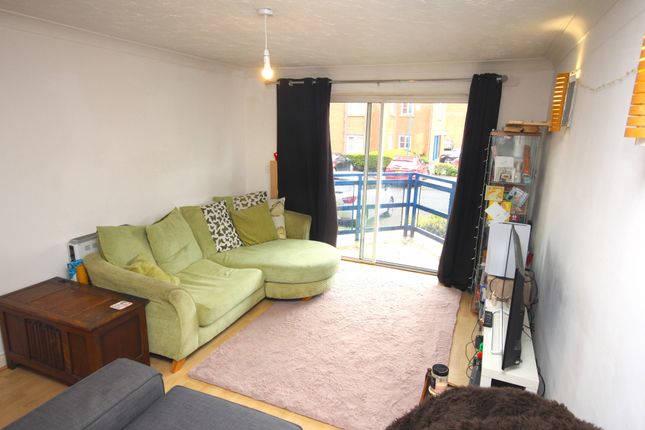 24, Mountbatten Close, Preston photo 3