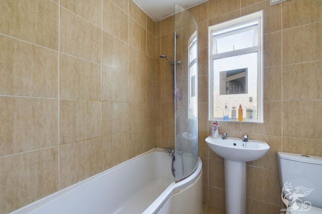 Property for sale in Southend Road, Grays