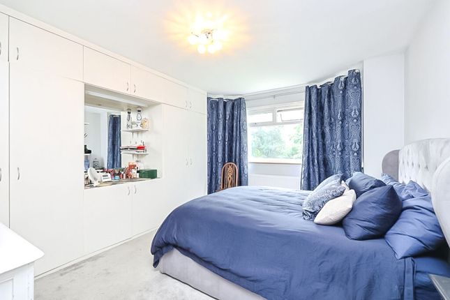 253 Eastcote Road, Ruislip photo 4