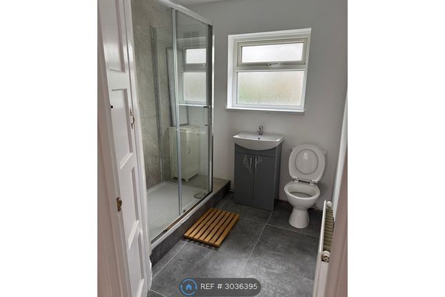 Eaton Close, Stanmore photo 3