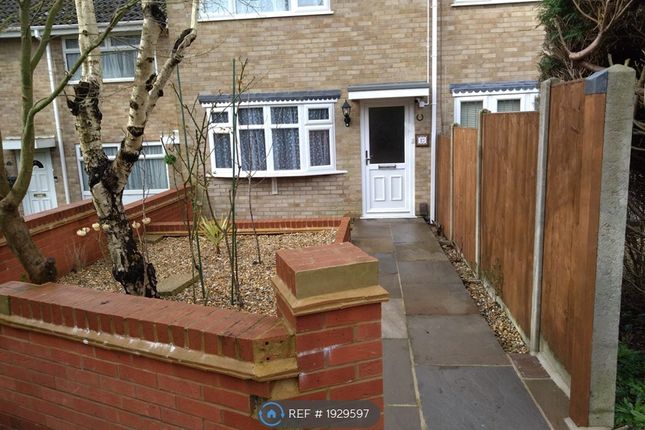 Semi-detached house to rent in Turnstone Gardens, Southampton