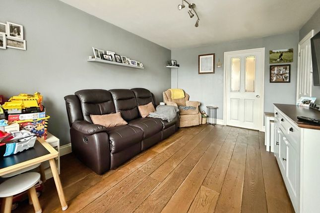 27 Marchants Drive, Rye photo 4