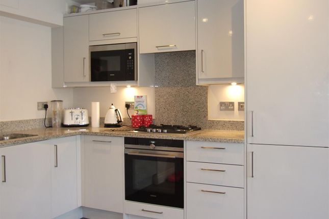 2, Crown House, Walton On The Hill photo 2