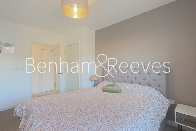 Flat to rent in Artillery Place, Woolwich