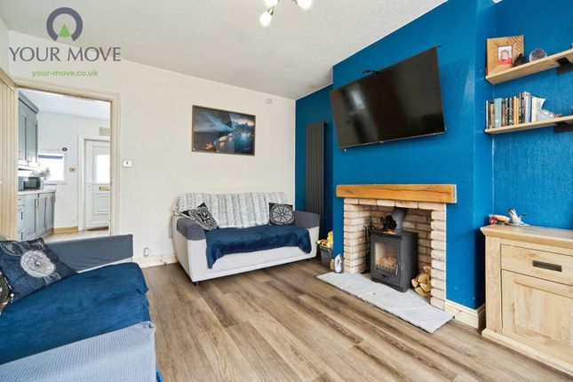 12, Hemsby Grove, West Yorkshire photo 2