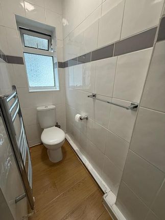 945, Finchley Road, Golders Green photo 4