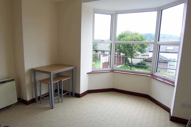 Flat to rent in Marlow Street, Buxton
