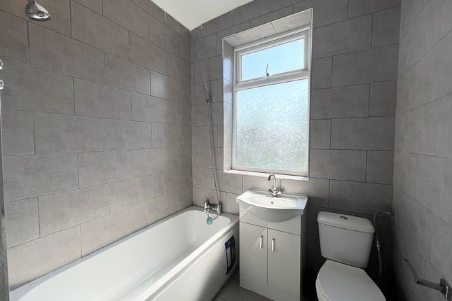 2, Pendlebury Road, Manchester photo 4