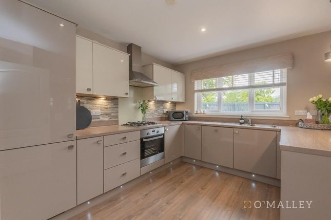 51, Tern Crescent, Alloa photo 4