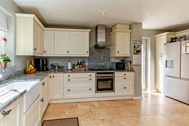 2, Normay Rise, Berkshire photo 4