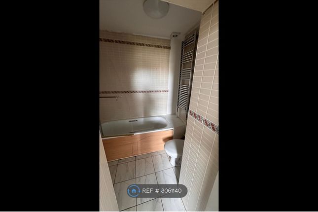 Studio flat on Bristol, £850/mo