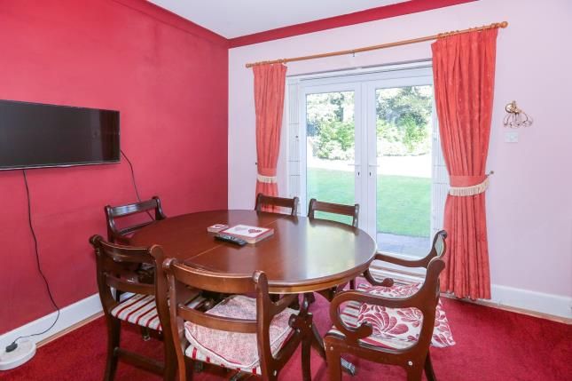 Dining Room Of Penn Road Wolverhampton West Midlands WV4 Dining Room Of Penn Road Wolverhampton West Midlands WV4