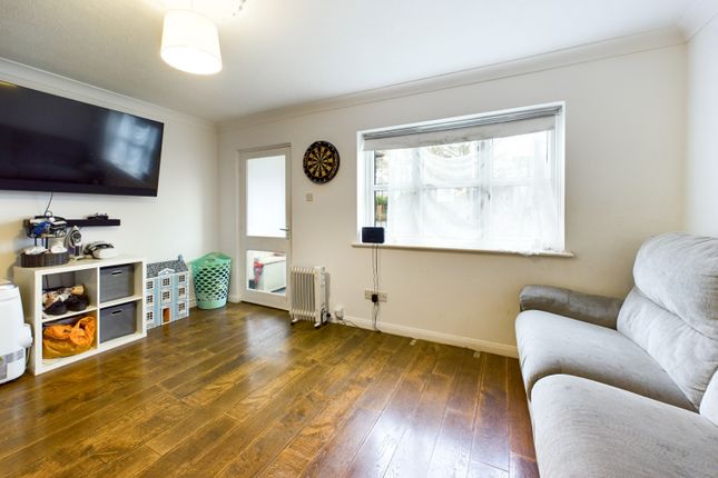 Flat for sale in Chalet Court, Bordon, Hampshire