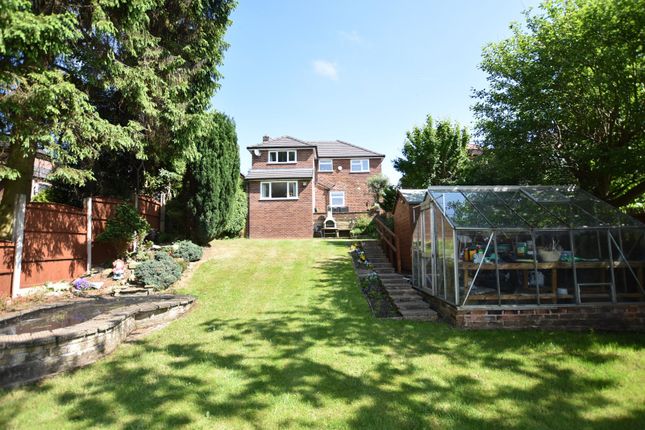 4 Bed Detached House For Sale In Rivershill Gardens Hale Barns