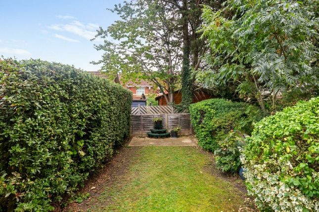 35 Felton Way, Ely photo 2