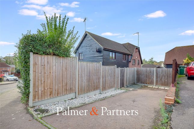 6, Megs Way, Essex photo 3