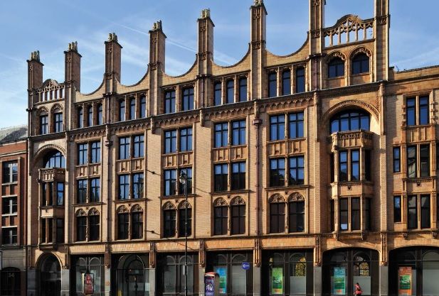 Office to let in Oxford Court, Manchester