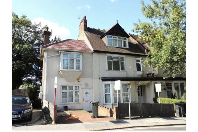 Thumbnail Flat for sale in Coombe Road, South Croydon