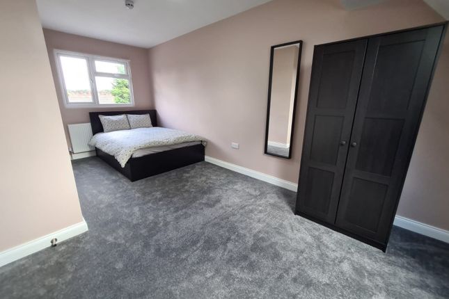 Property to rent in Prior Deram Walk, Coventry