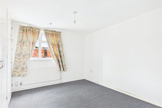 25, Feltwood Walk, Merseyside photo 2