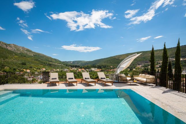 Property for sale in Newly Built Villa, Rozat, Dubrovnik Region, 20236
