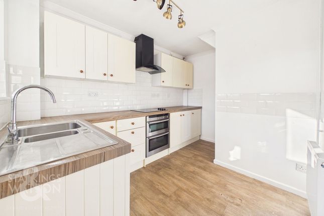 6 Hastings Close, Norwich photo 3
