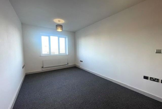 29 College House, The Connexion, Chaucer Street, Mansfield photo 3