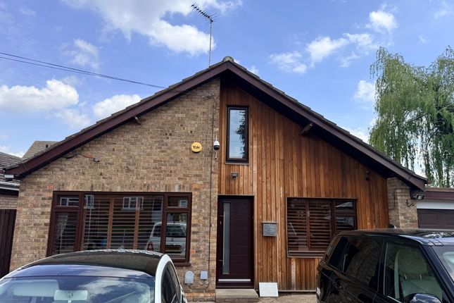 3-bed house on 8, Bycroft Road, Gainsborough, £230,000