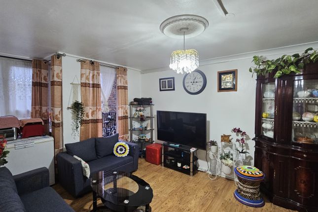 3 Bed Flat For Sale Teviot St, London E14