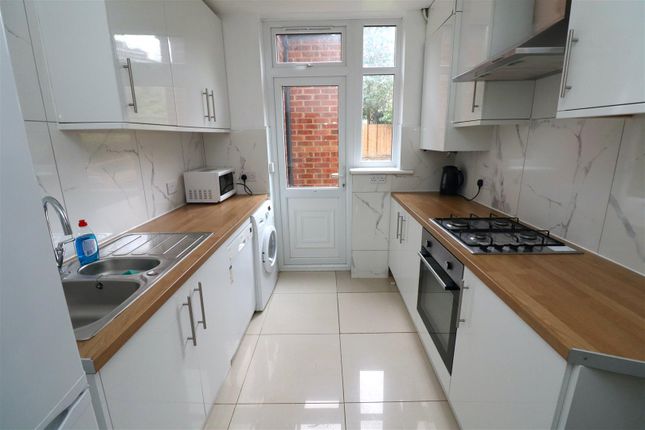 34, Llanvanor Road, London photo 3